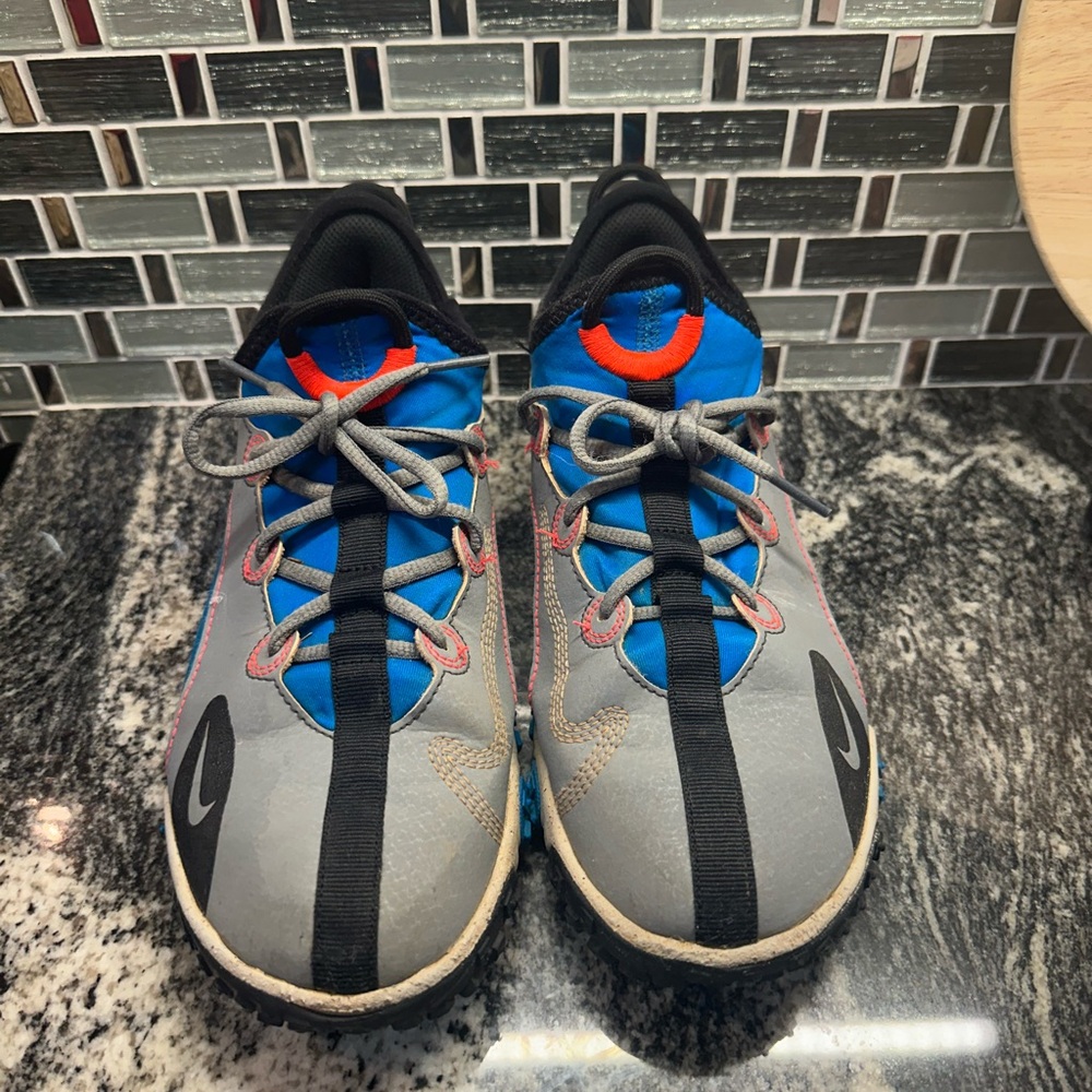 Nike turf shoes